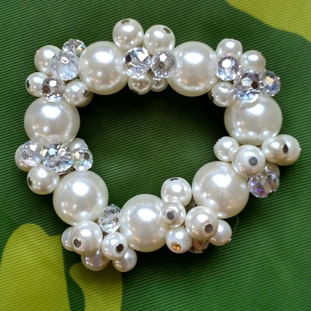Big blingy baubble bracelet